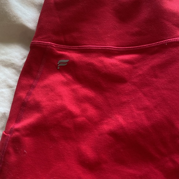 Fabletics hot pink leggings with pockets - Picture 5 of 5